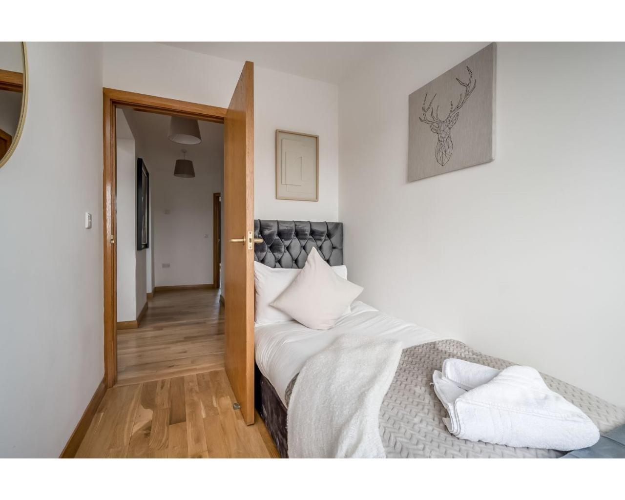 Central Belfast Apartments Pottinger'S Quay 外观 照片